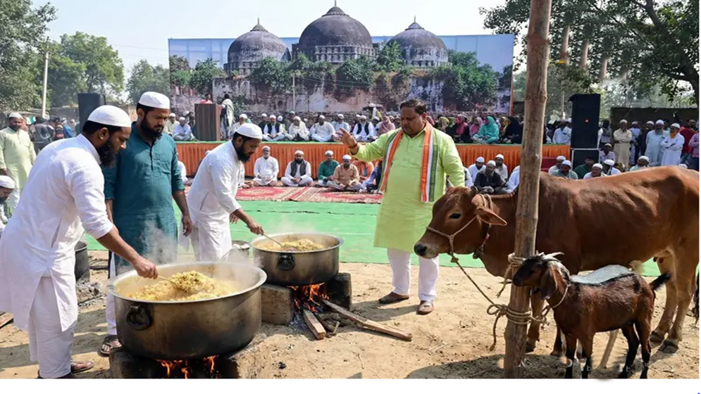 ‘বাবরি মসজিদের’ ভিত্তিপ্রস্তর স্থাপনে ৪০ হাজার লোকের জন্য রান্না হচ্ছে বিরিয়ানি