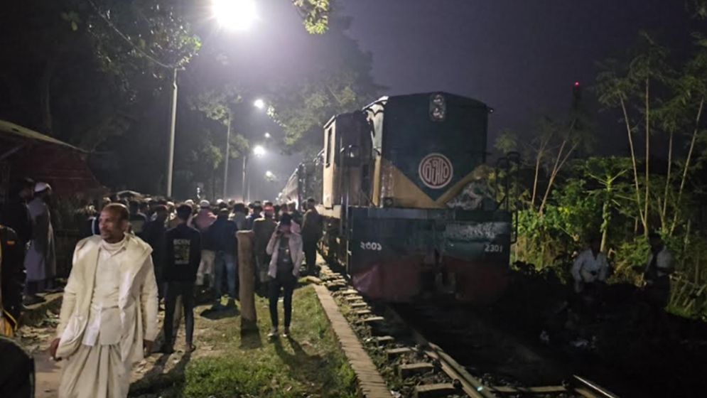 ঢাকা-ময়মনসিংহ রুটে ট্রেন চলাচল বন্ধ