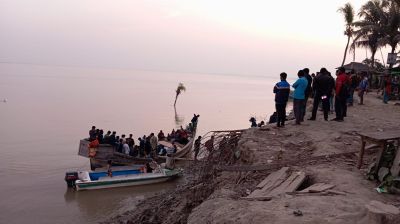 জামায়াত নেতার বিরুদ্ধে ঘাটে আদায় করা টাকা লুটের অভিযোগ