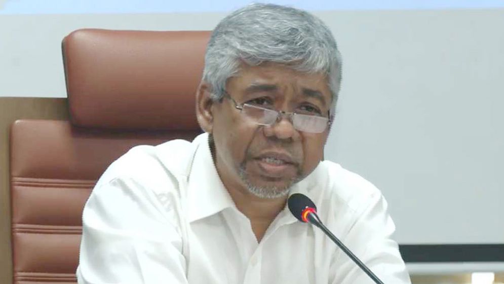 ‘আমরা ঋণের ফাঁদে পড়ে গেছি’