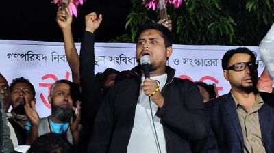 চাঁদাবাজদের নির্মূল না করা পর্যন্ত লড়াই চলবে: হাসনাত