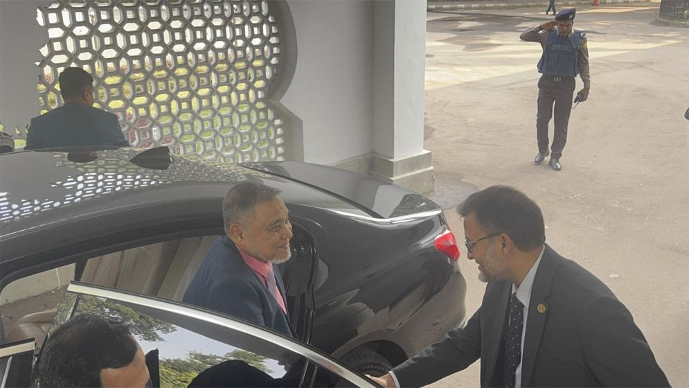 প্রধান বিচারপতির সঙ্গে একান্ত বৈঠকে সিইসি