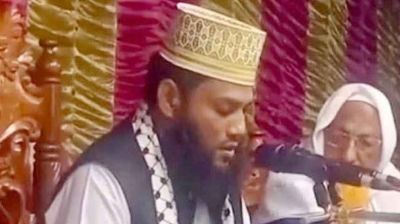 মাহফিলে বয়ানরত অবস্থায় ব্রেন স্ট্রোক, হাসপাতালে বক্তার মৃত্যু