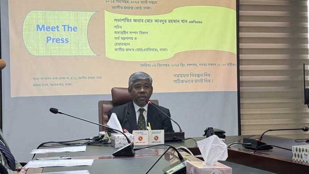 ডিসেম্বরেই এক লাখ প্রতিষ্ঠানকে নিবন্ধনের আওতায় আনবে এনবিআর