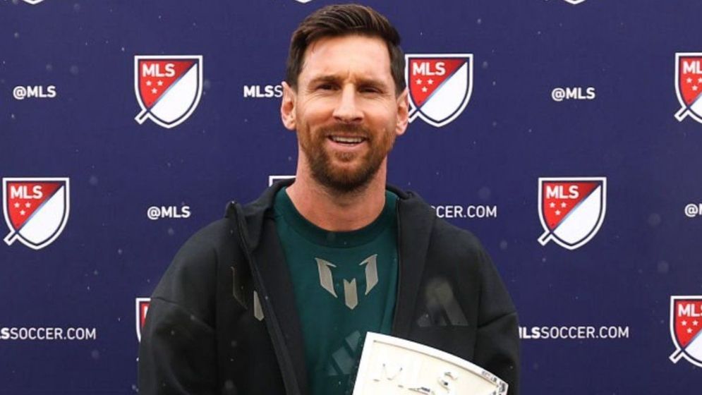 লিগের সেরা হয়ে রেকর্ড গড়লেন মেসি