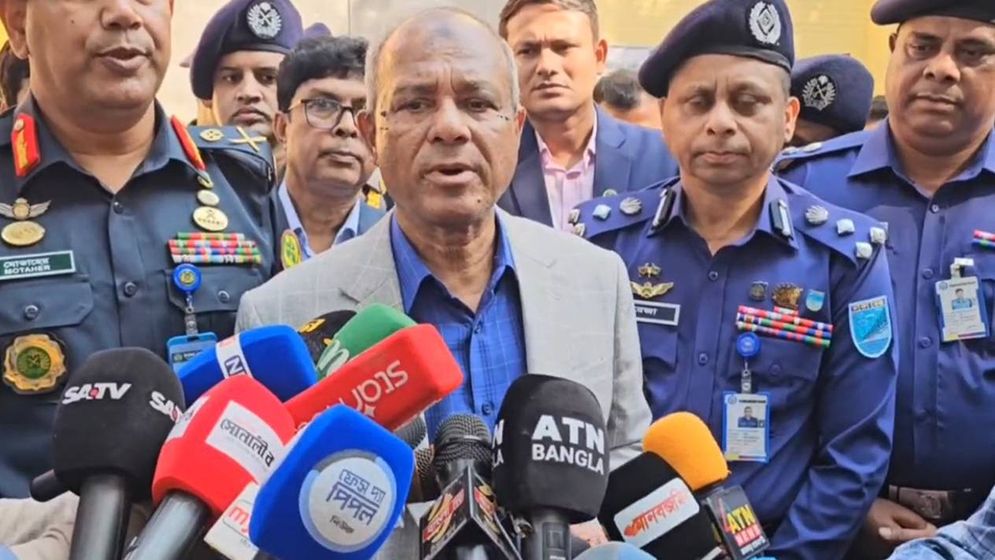 সন্ত্রাস দমনে রায়পুরায় যৌথ অভিযান পরিচালনা করা হবে: স্বরাষ্ট্র উপদেষ্টা