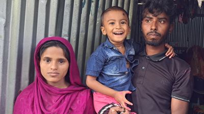 একমাত্র সন্তানকে বাঁচাতে নওমুসলিম মায়ের আকুতি