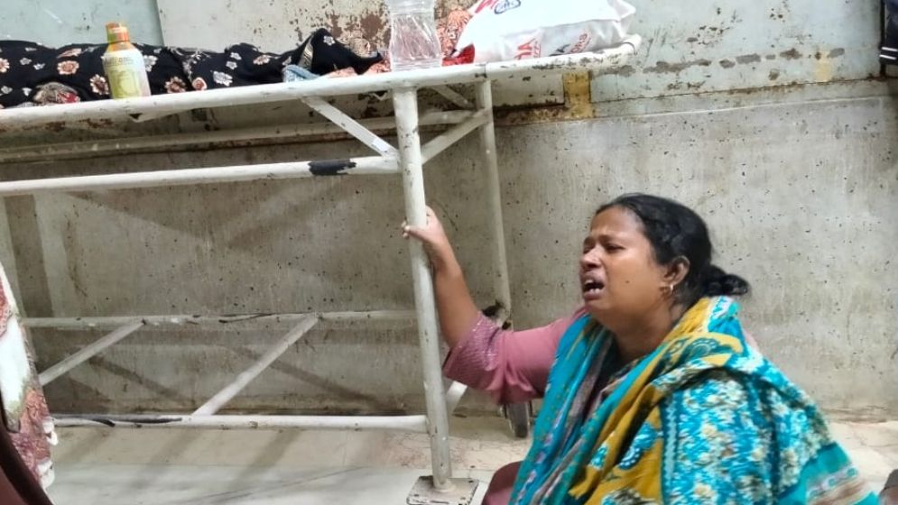 অ্যান্টিভেনমের অভাবে শিশুর মৃত্যু