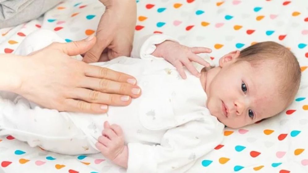 শীতকালে শিশুর ডায়রিয়া কেন হয় জানেন কি?