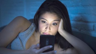 রাত জাগার অভ্যাস অজান্তেই আপনার যে ক্ষতি করছে