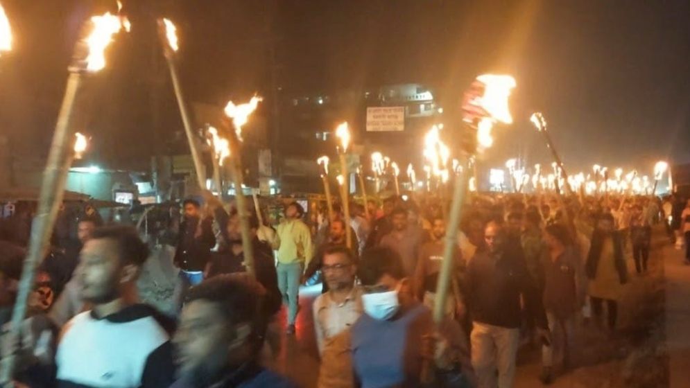 গাজীপুরে বাবুলের সমর্থনে মশাল মিছিল