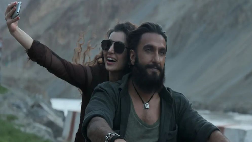 ‘ধুরন্ধর’ সিনেমা নিয়ে কেন পাক-ভারত বিতর্ক?