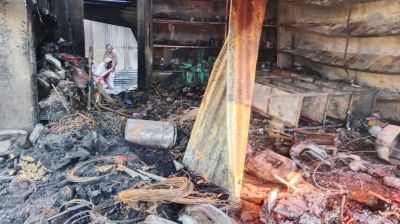 ভয়াবহ অগ্নিকাণ্ডে ৩ দোকান পুড়ে ছাই