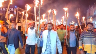 বাবুলকে মনোনয়ন দেওয়ার দাবিতে কোনাবাড়ীতে মশাল মিছিল