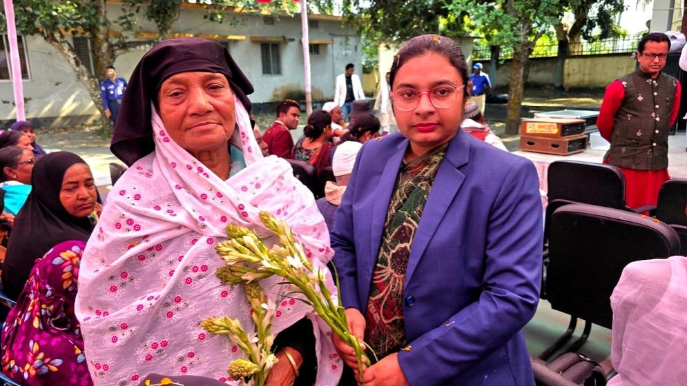 কোটালীপাড়ায় মুক্তিযোদ্ধা ও শহীদ মুক্তিযোদ্ধা পরিবারের সদস্যদের সংবর্ধনা