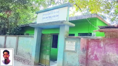 মোস্তফা কামালের বাড়িতে ফাটল, আতঙ্কে স্বজনরা