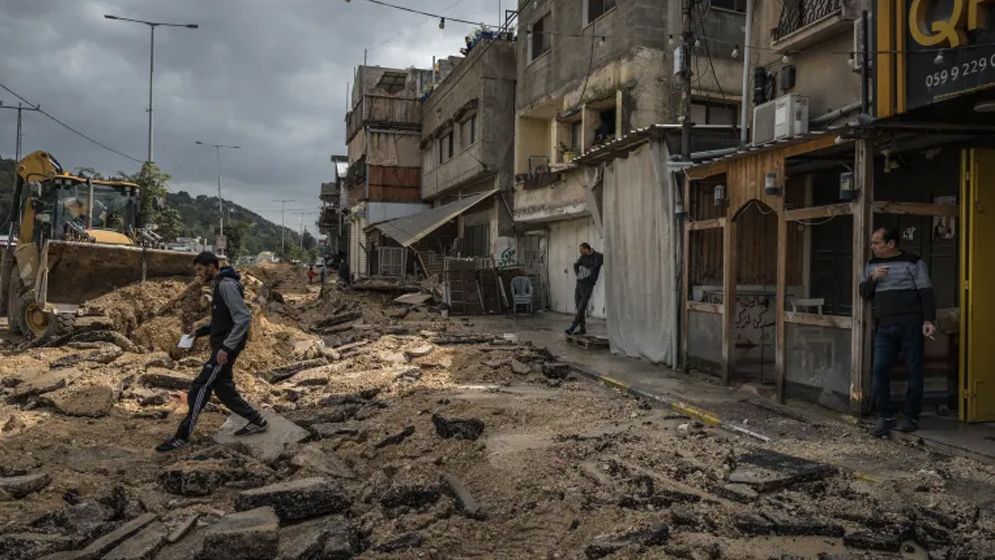 পশ্চিম তীরের  ২৫টি আবাসিক ভবন গুড়িয়ে দেবে ইসরাইল