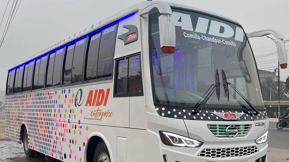 কুমিল্লায় দাবি না মানলে ৪০ সড়কে বাস চলাচল বন্ধ রাখার ঘোষণা