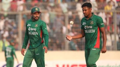 ১২ কোটি টাকা পেয়েও ট্রিট দেবেন না মোস্তাফিজ, সংশয় শান্তর