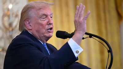 ফিলিস্তিনিসহ ৮ দেশের নাগরিকদের যুক্তরাষ্ট্রে প্রবেশে নিষেধাজ্ঞা