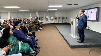 লস অ্যাঞ্জেলসে বিজয় দিবস উদযাপন