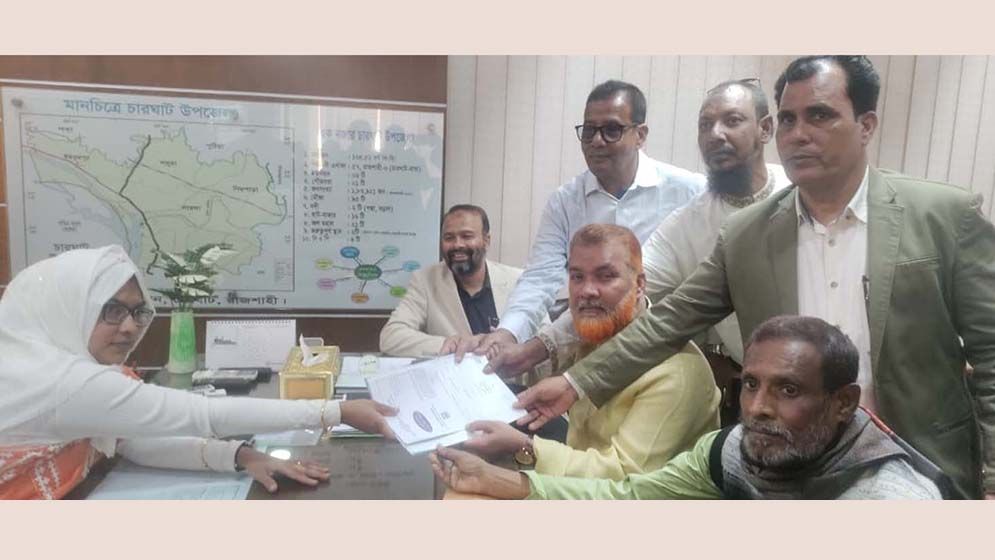 রাজশাহী-৬ আসনে মনোনয়নপত্র তুললেন বিএনপি নেতা চাঁদ