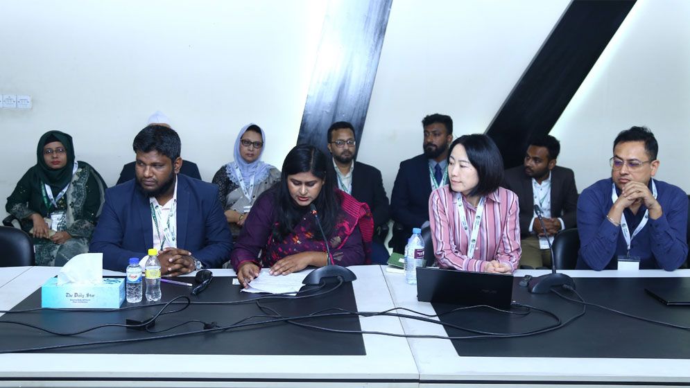 প্রজনন স্বাস্থ্যজ্ঞান কিশোরীদের গর্ভধারণ দেরি করতে সক্ষম