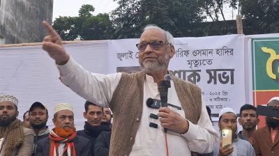 ‘জামায়াত আশ্রয় না দিলে আমাকে রাস্তায় পড়ে থাকতে হতো’