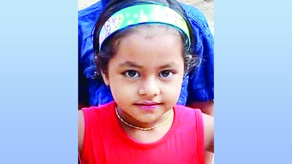 লক্ষ্মীপুরে বিএনপি নেতার ঘরে তালা দিয়ে আগুন
