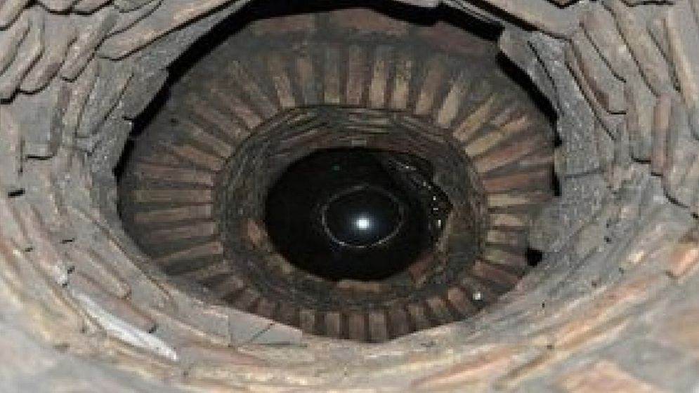 মরুর বুকে আজব এক রহমতের ঝরনা