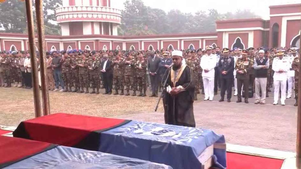 ৬ শান্তিরক্ষীর জানাজা সম্পন্ন, নেওয়া হচ্ছে গ্রামের বাড়িতে