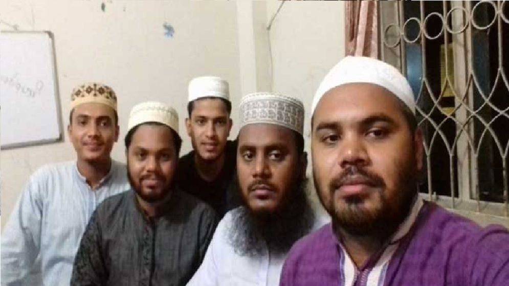 হাদির ৬ ভাই-বোনের পরিবারে কে কী করেন