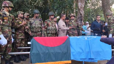 শান্তিরক্ষা মিশনে নিহত জাহাঙ্গীরকে পারিবারিক কবরস্থানে দাফন