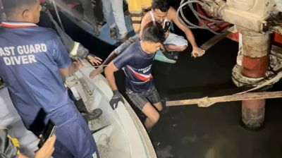 ফতুল্লায় ফেরিতে ট্রাকের ধাক্কায় নিখোঁজ ৩ জনের লাশ উদ্ধার