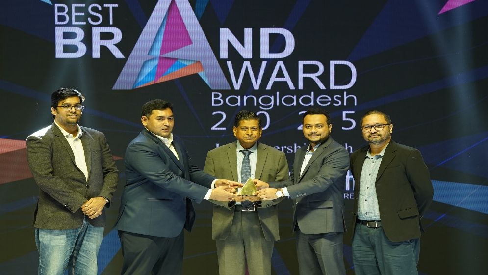 ‘মোস্ট ইমার্জিং ব্র্যান্ড অব বাংলাদেশ’ সম্মাননা পেল আমা কফি