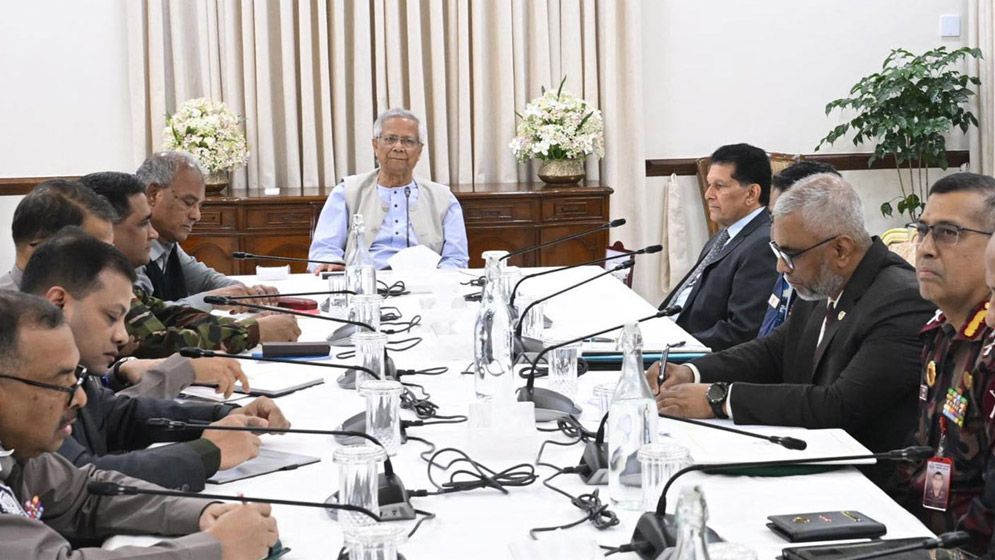 যেকোনো মূল্যে আইনশৃঙ্খলা পরিস্থিতি স্বাভাবিক রাখতে হবে