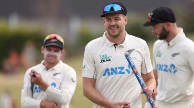 কিংবদন্তির ৪০ বছরের রেকর্ড ভাঙলেন ডাফি