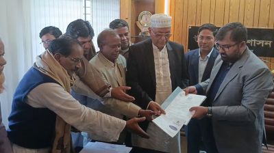 মনোনয়ন ফরম উত্তোলন করলেন বিএনপি প্রার্থী মতিন