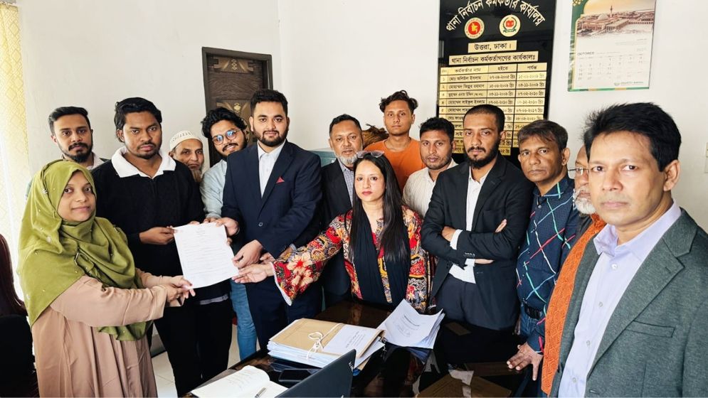 নাসীরুদ্দীন পাটওয়ারীর পক্ষে মনোনয়নপত্র সংগ্রহ