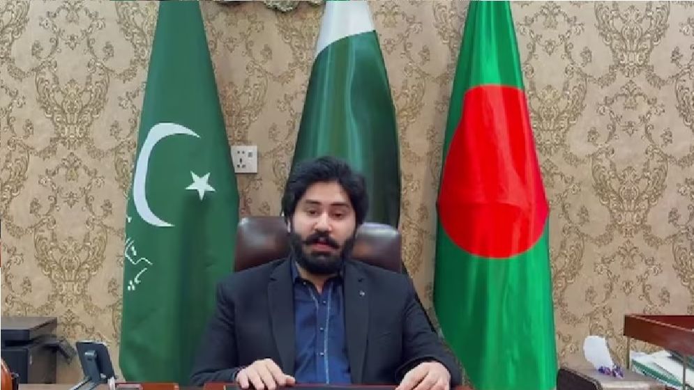 ‘বাংলাদেশে তাকালে ভারতকে মিসাইল ছুঁড়ে জবাব দেবে পাকিস্তান’