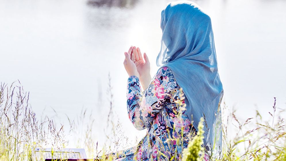 নারীরা জানাজায় অংশ নিতে পারবে কি?