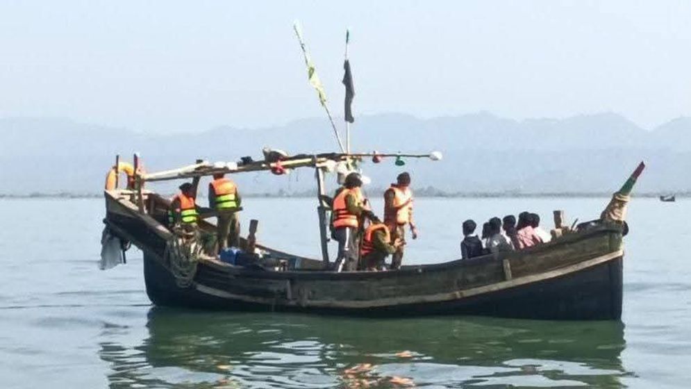 আরাকান আর্মির হাতে শিশুসহ ৬ জেলে আটক
