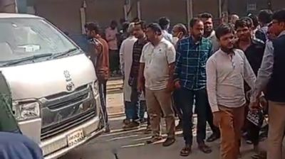 টঙ্গীতে অর্ধশতাধিক শ্রমিক অসুস্থ, কারখানা ছুটি ঘোষণা