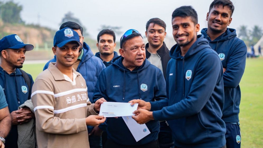ভুল বোঝাবুঝির পর নোয়াখালীতেই ফিরলেন সুজন