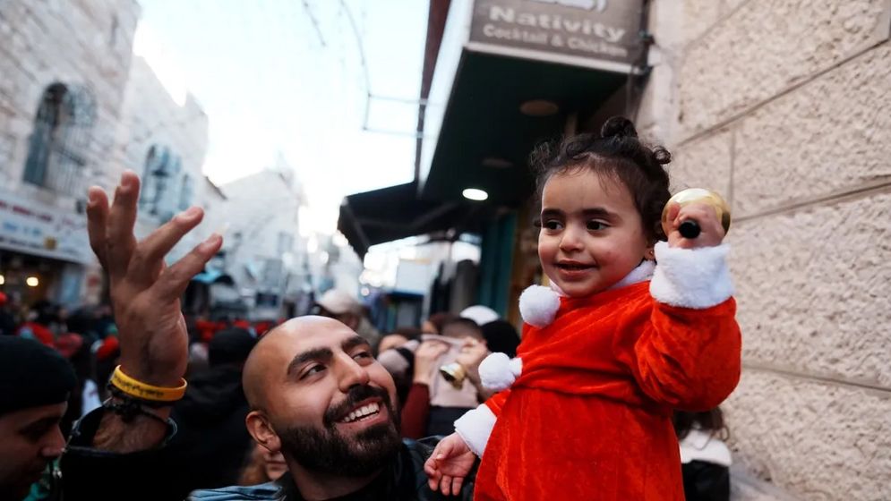 ইসরাইলি আগ্রাসন শুরুর পর প্রথমবারের মতো গাজায় বড়দিন উদযাপন