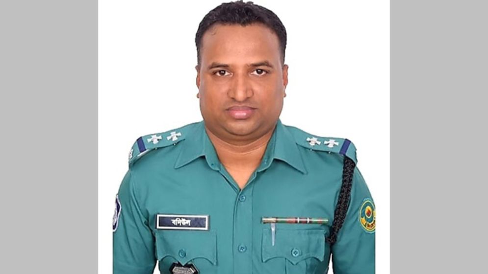 অস্ত্র দিয়ে ফাঁসানো হলো অটোচালককে! নেপথ্যে এসআই বদিউল