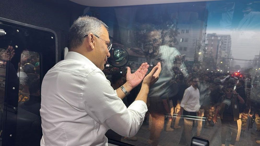 জুলাই-৩৬ এক্সপ্রেসওয়েতে গণসংবর্ধনায় তারেক রহমান, দেখুন ছবিতে