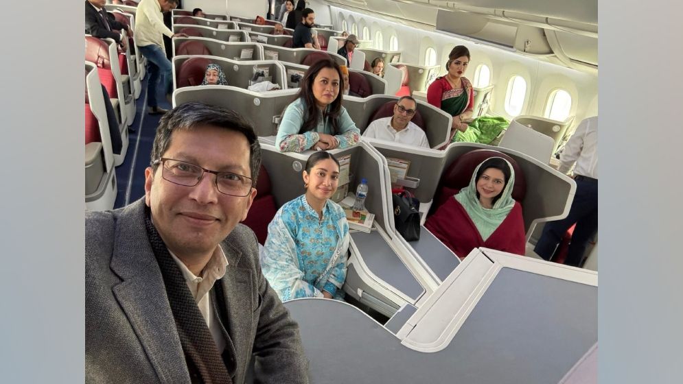 ছবিতে তারেক রহমানের দেশে ফেরা