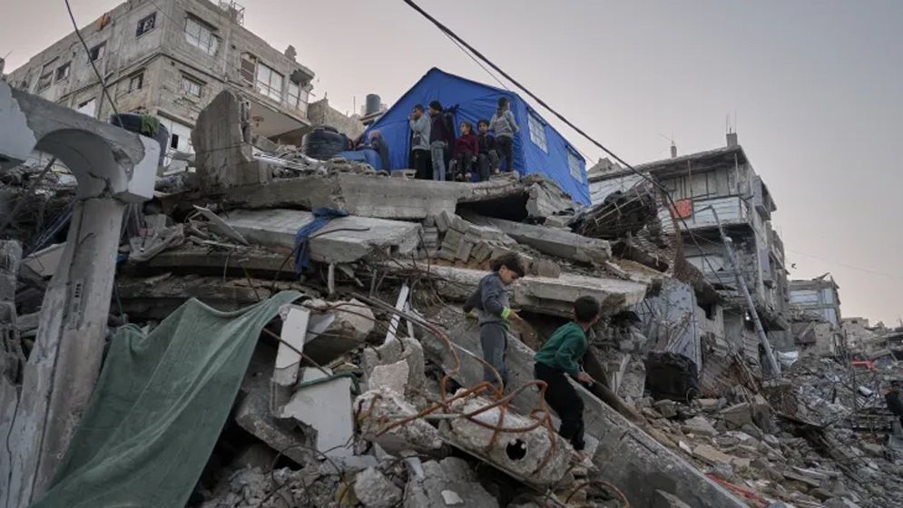 যুদ্ধবিরতির মধ্যেই গাজায় অব্যাহত ইসরাইলি হামলা, হতাহত ৭