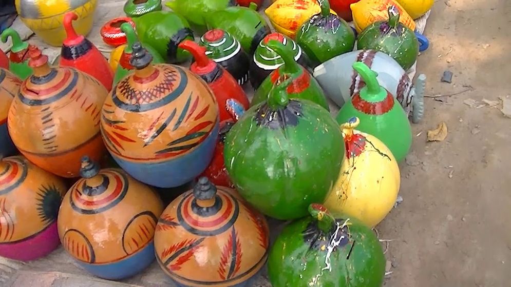 মাটির ব্যাংকে চলছে নির্বাচনি ব্যয়ের সঞ্চয়